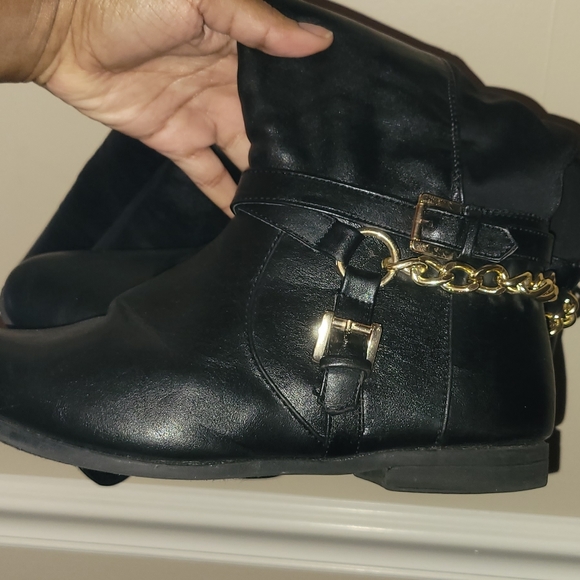 Torrid Black Boot w/ God Chain. - Picture 6 of 9